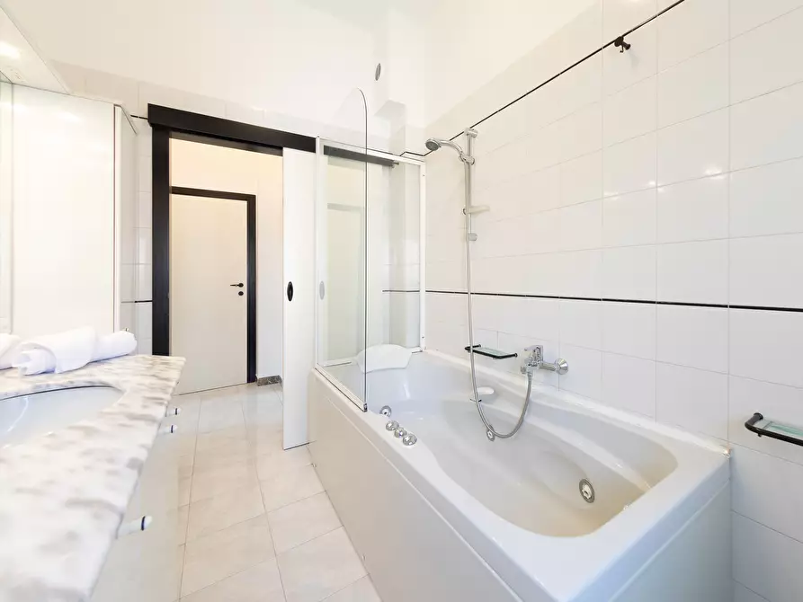 Immagine 10 di Appartamento in affitto  in Via Fratelli Canova66 a San Lazzaro Di Savena