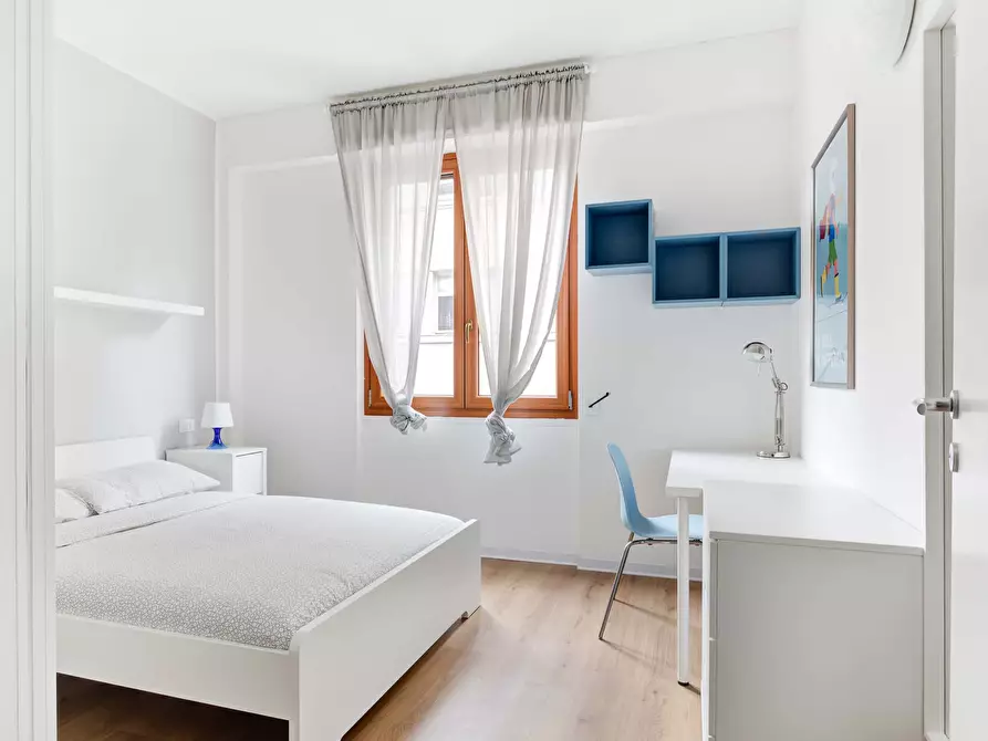 Immagine 1 di Camera in affitto  in Via Stromboli1 a Milano