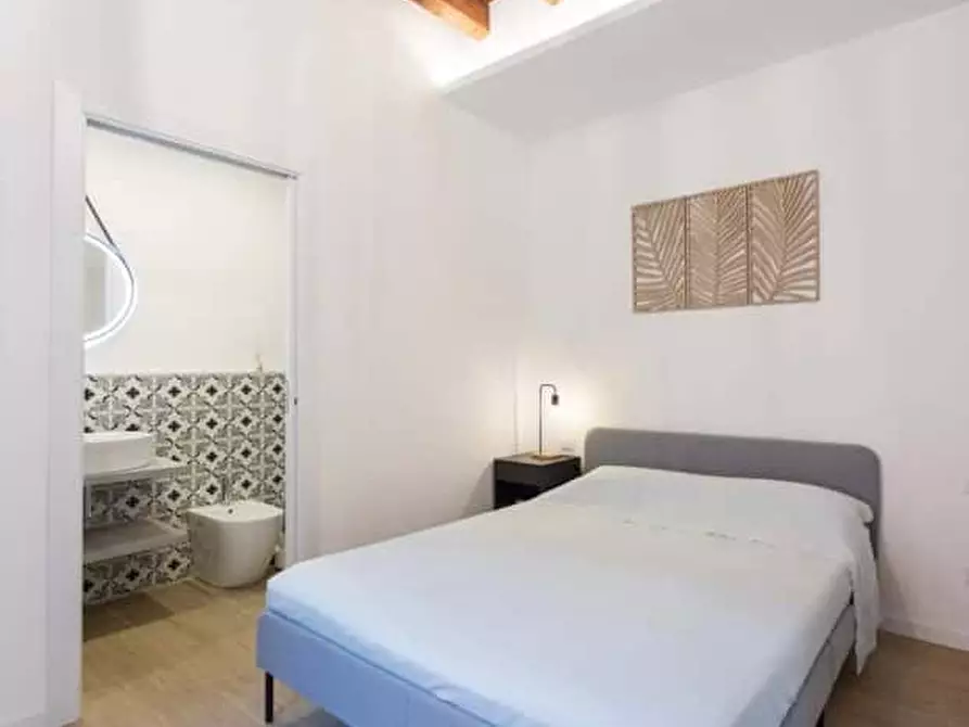 Immagine 2 di Appartamento in affitto  in Via Pietro Crespi12 a Milano
