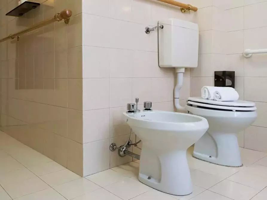 Immagine 27 di Appartamento in affitto  in Via Ludovico Zamenhof a Como