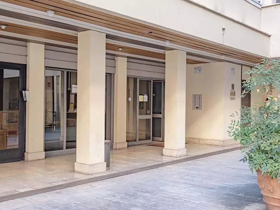 Immagine 7 di Appartamento in affitto  in Via Appia Nuova45 a Roma