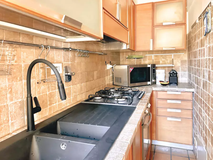 Immagine 18 di Appartamento in affitto  in Via Antonio Cesari39 a Roma