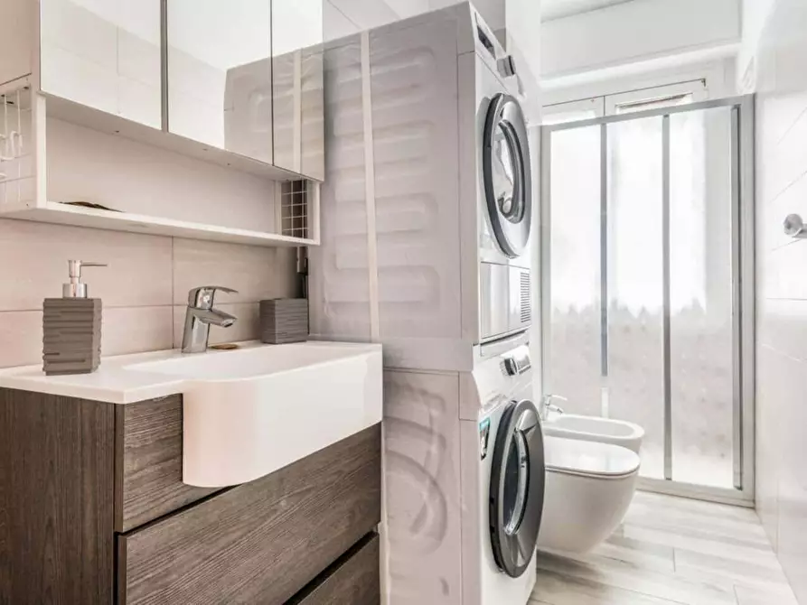 Immagine 11 di Appartamento in affitto  in Via Santuario del Sacro Cuore3 a Milano