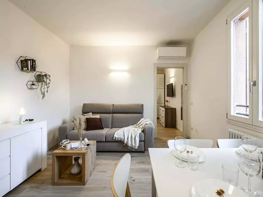 Immagine 40 di Appartamento in affitto  in Viale C. Sigonio76/2 a Modena