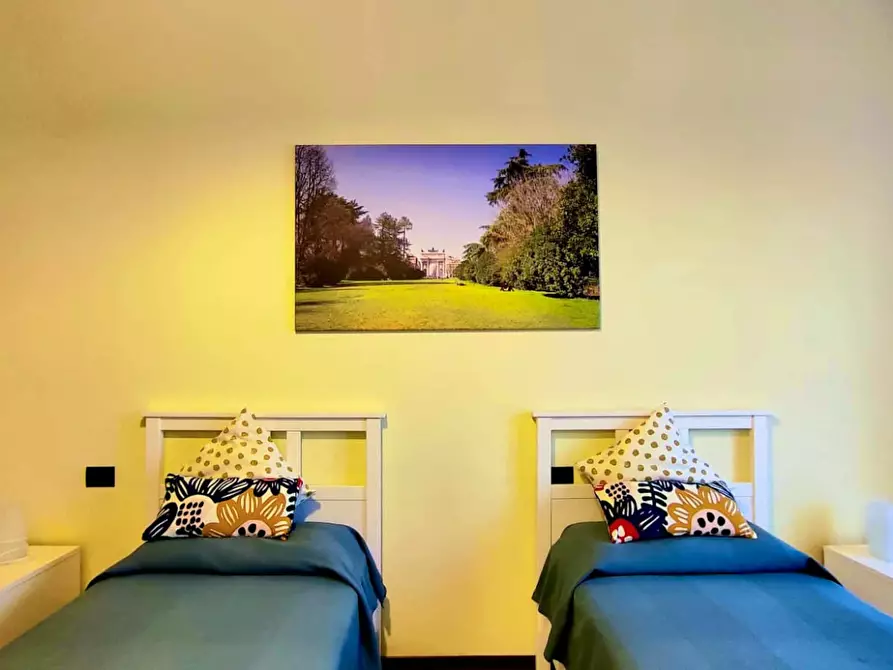 Immagine 2 di Appartamento in affitto  in Via Tavazzano a Milano