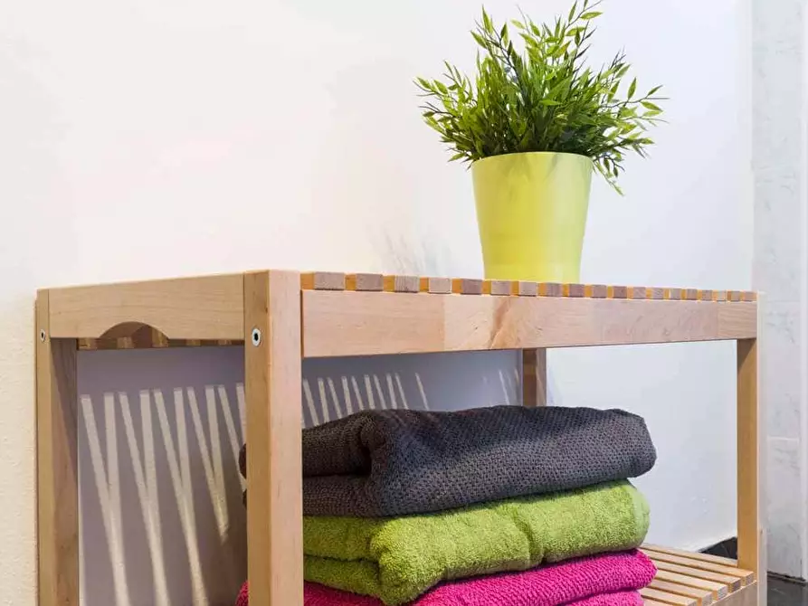 Immagine 17 di Camera in affitto  in Via Andrea Costa33 a Milano