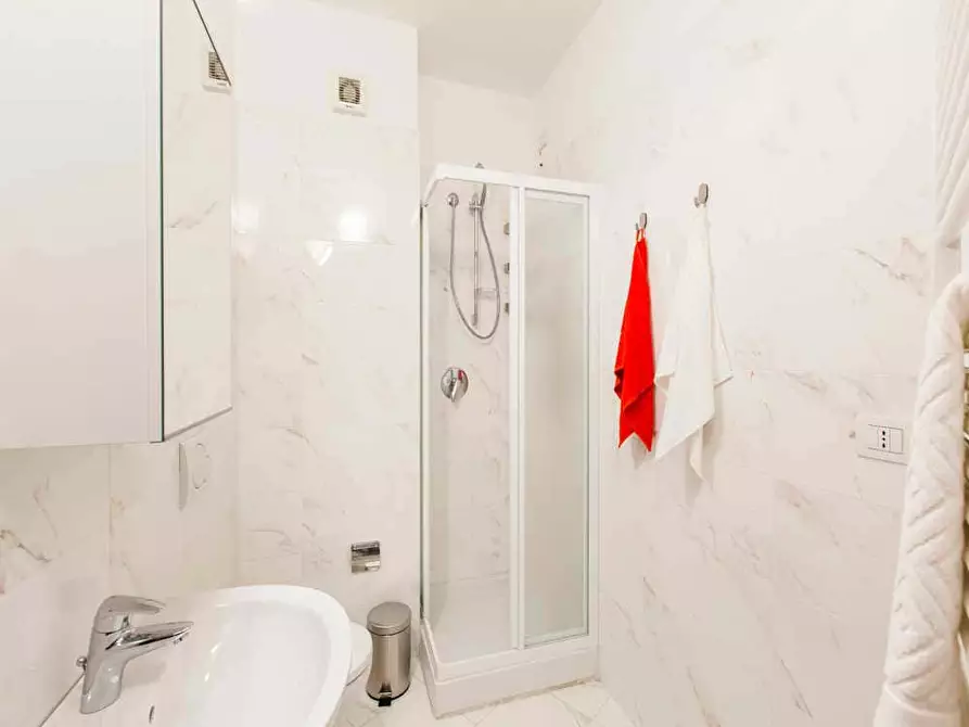 Immagine 30 di Camera in affitto  in Via Privata S. Martiniano1 a Milano