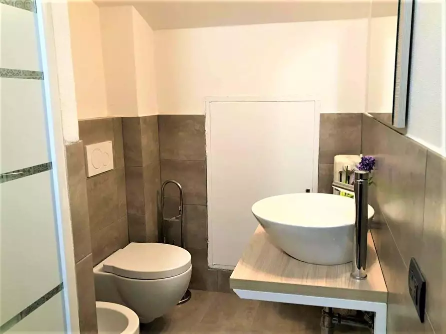 Immagine 11 di Camera in affitto  in Via della Cernaia38 a Firenze