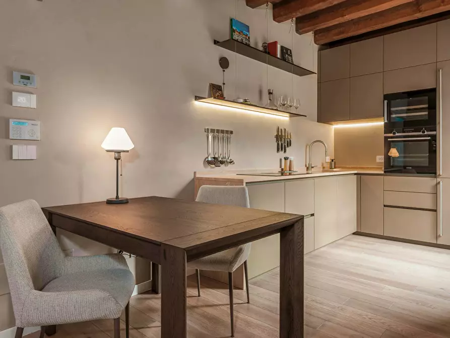 Immagine 1 di Appartamento in affitto  in Via Bonaventura Zumbini a Milano