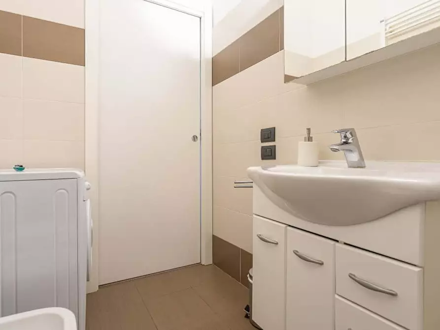 Immagine 7 di Appartamento in affitto  in Via Giuseppe Candiani a Milano