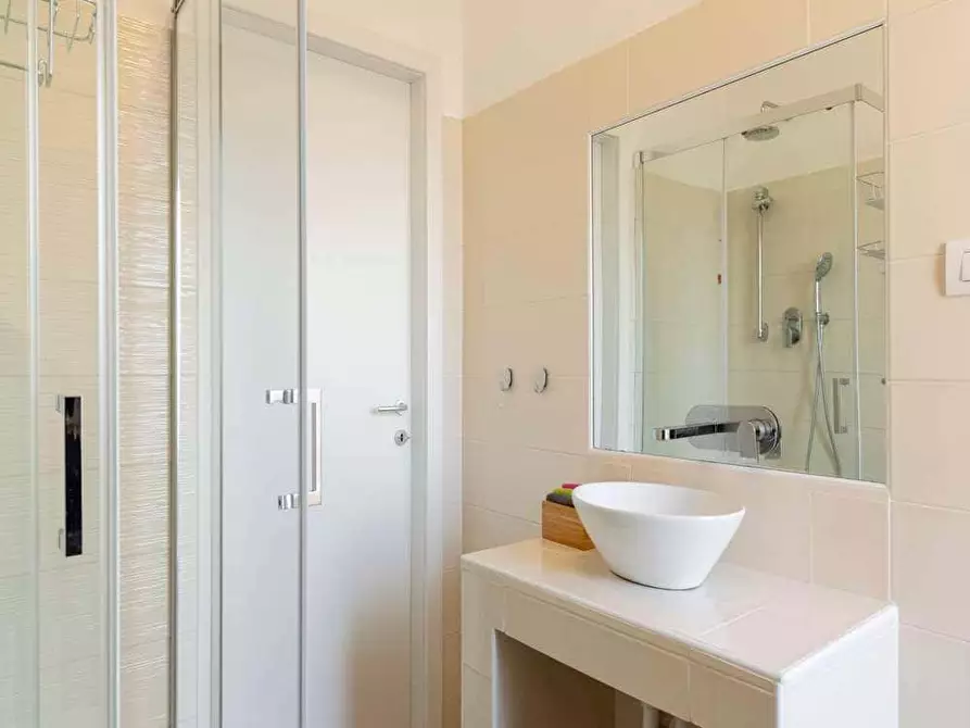 Immagine 8 di Camera in affitto  in Via Carmagnola13 a Milano