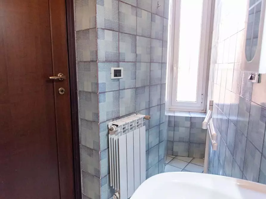 Immagine 5 di Camera in affitto  in Via Nomentana263 a Roma