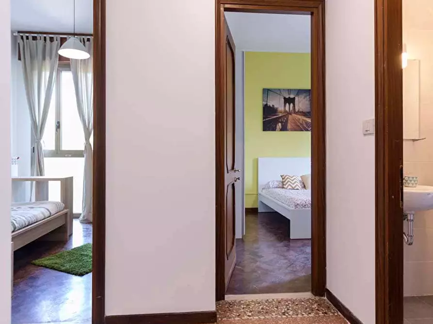 Immagine 29 di Camera in affitto  in Viale Giovanni Vicini20 a Bologna