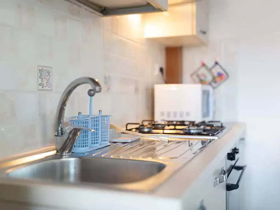 Immagine 9 di Appartamento in affitto  in Via Vasto2 a L'aquila