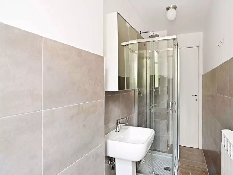 Immagine 9 di Camera in affitto  in Viale Legioni Romane39 a Milano