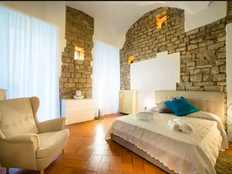 Immagine 2 di Appartamento in affitto  in Borgo Santi Apostoli a Firenze