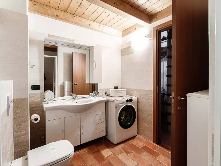 Immagine 20 di Appartamento in affitto  in Via Attilio Salice3 a Argegno