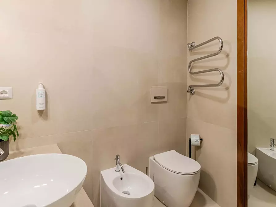 Immagine 17 di Appartamento in affitto  in Via Pantano2 a Milano