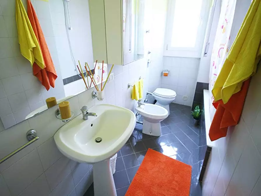 Immagine 6 di Camera in affitto  in Via Val Lavizzana1 a Milano