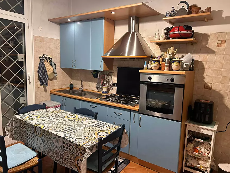 Immagine 13 di Camera in affitto  in Viale delle Medaglie d'Oro163 a Roma