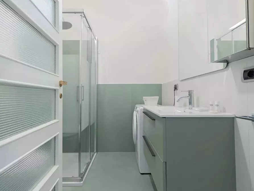 Immagine 21 di Appartamento in affitto  in Via Alessandro Manzoni a Milano