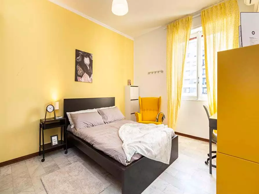 Immagine 10 di Camera in affitto  in Viale Lucania30 a Milano