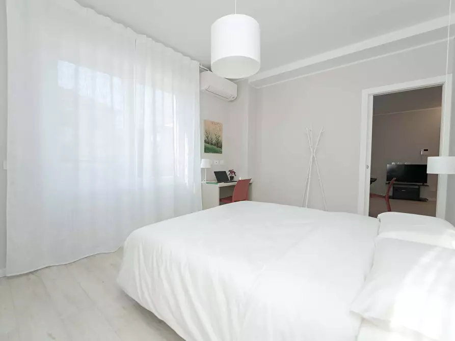 Immagine 19 di Appartamento in affitto  in Via Alfredo Comandini4 a Milano