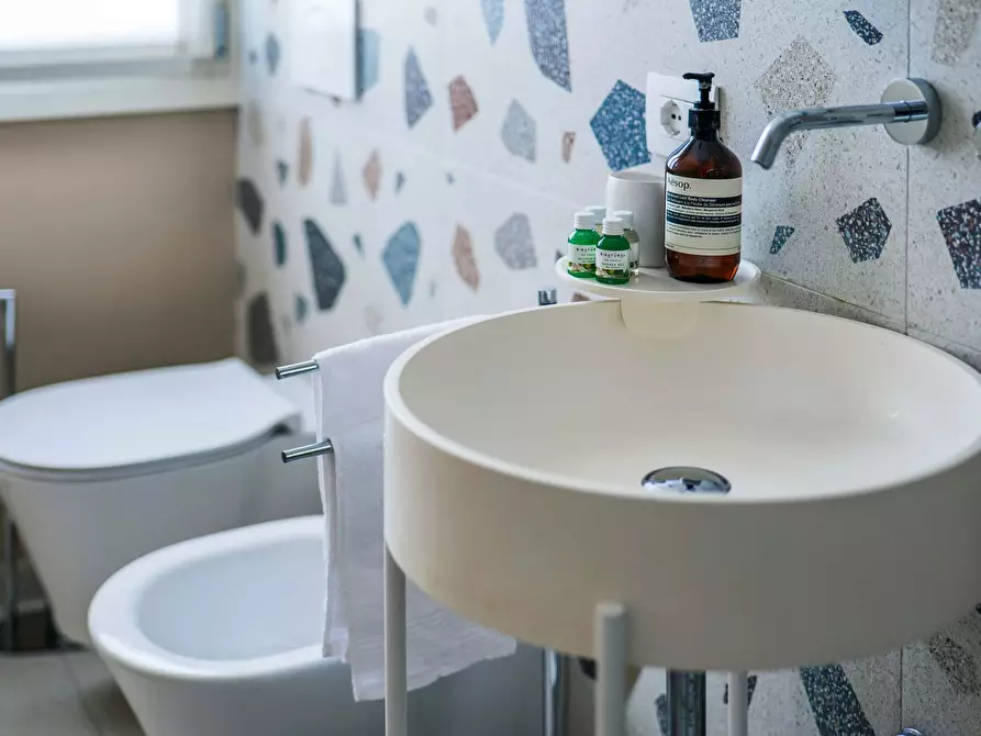 Immagine 46 di Appartamento in affitto  in Via Guido Cavalcanti a Milano