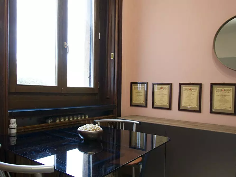 Immagine 14 di Appartamento in affitto  in Via dei Piatti8 a Milano