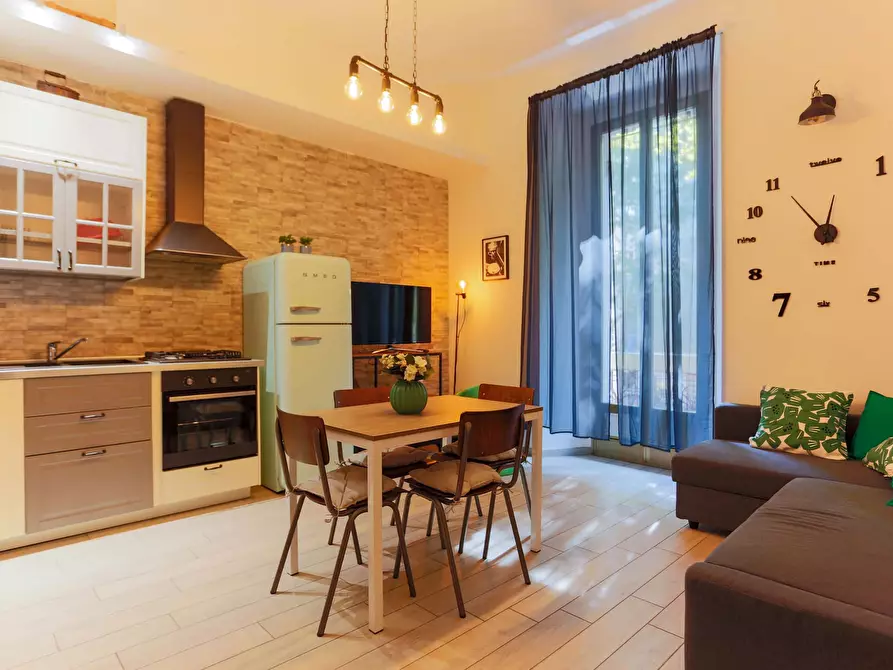 Immagine 36 di Appartamento in affitto  in Via Cenisio54 a Milano