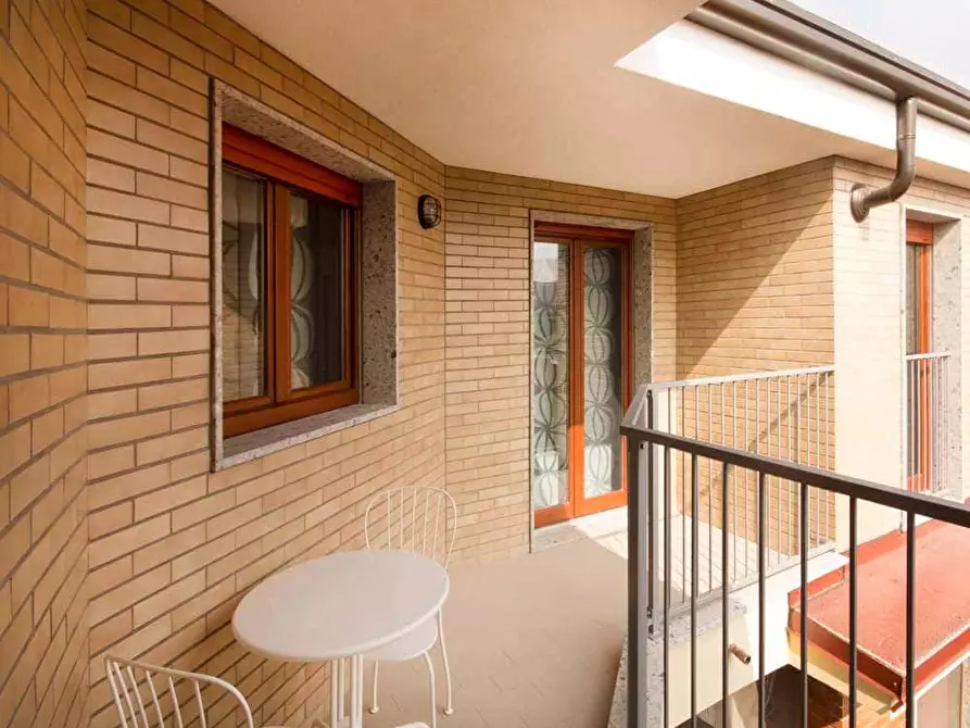 Immagine 16 di Camera in affitto  in Largo Cavalieri di Malta8 a Milano