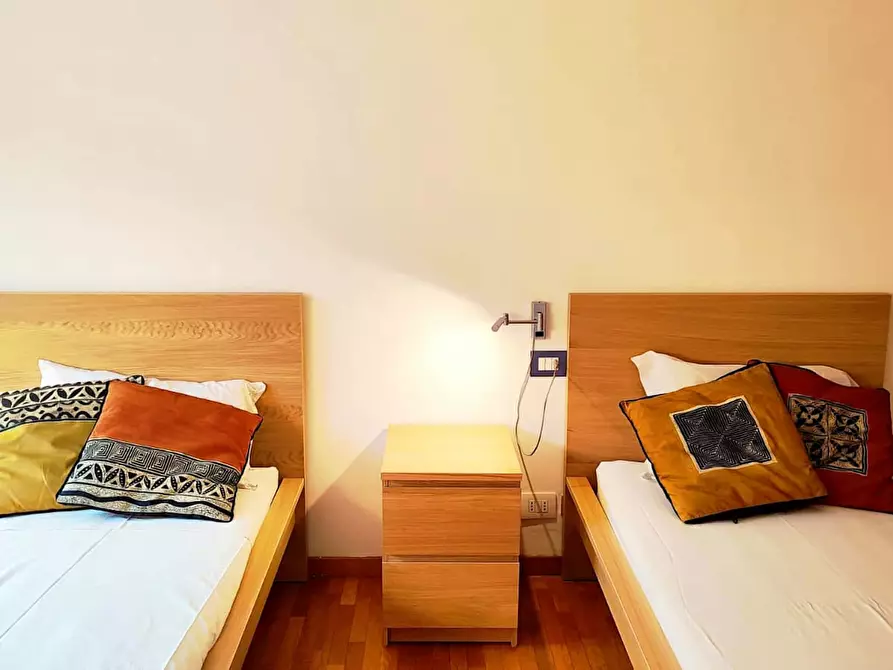 Immagine 1 di Appartamento in affitto  in Via Luigi Chiarelli a Milano