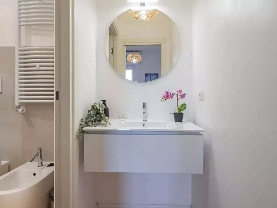 Immagine 11 di Appartamento in affitto  in Via Gressoney1 a Milano