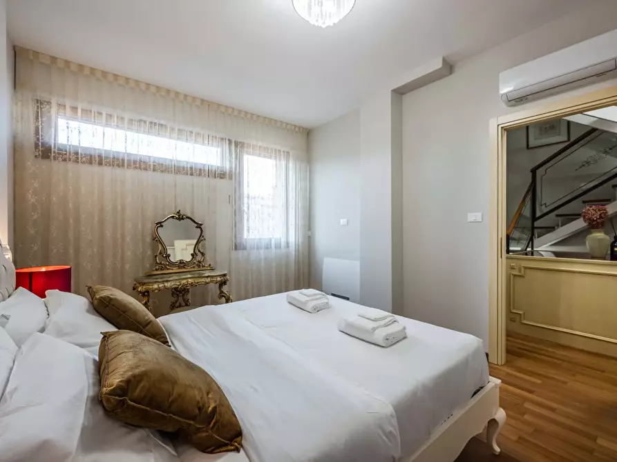 Immagine 5 di Appartamento in affitto  in Via Riva di Reno29 a Bologna