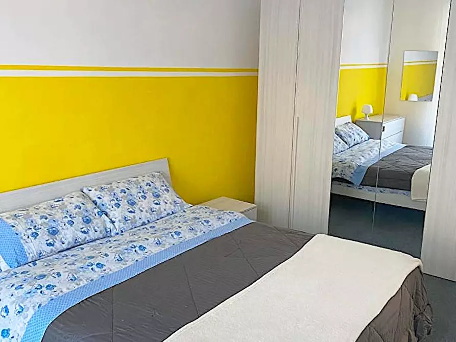 Immagine 8 di Camera in affitto  in Via Giovanni Segantini75 a Milano