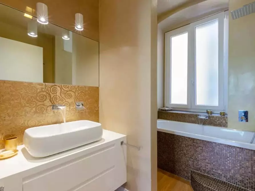 Immagine 21 di Appartamento in affitto  in Via di Montegalletto a Genova