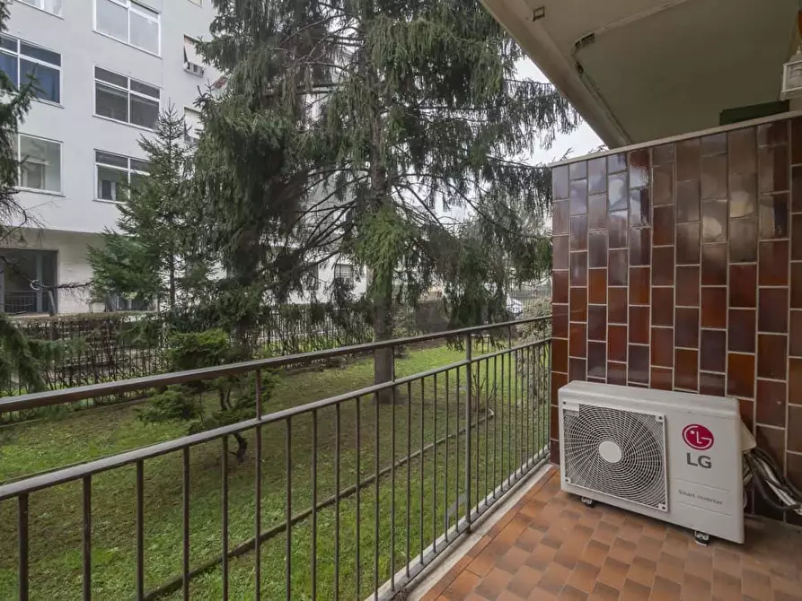 Immagine 10 di Appartamento in affitto  in Via Francesco Cucchi7 a Milano