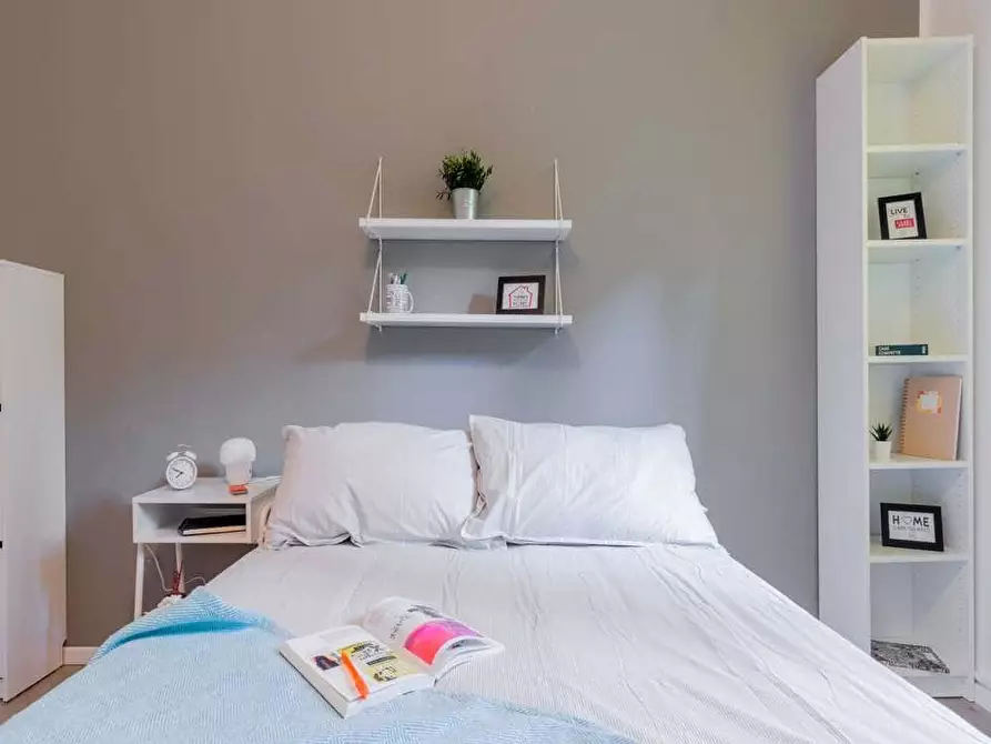 Immagine 3 di Camera in affitto  in Via Ugo Ojetti42 a Milano