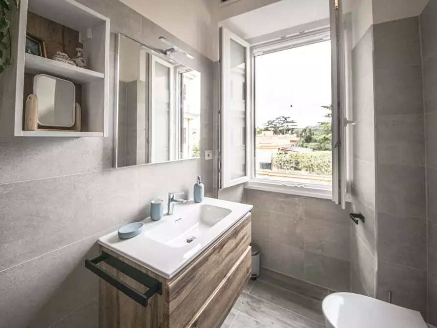 Immagine 46 di Appartamento in affitto  in Via Donatello50 a Roma
