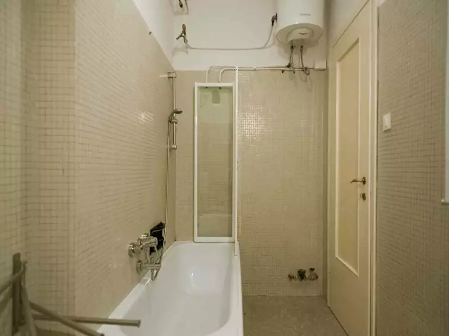 Immagine 10 di Camera in affitto  in Piazza Manfredi Azzarita4 a Bologna