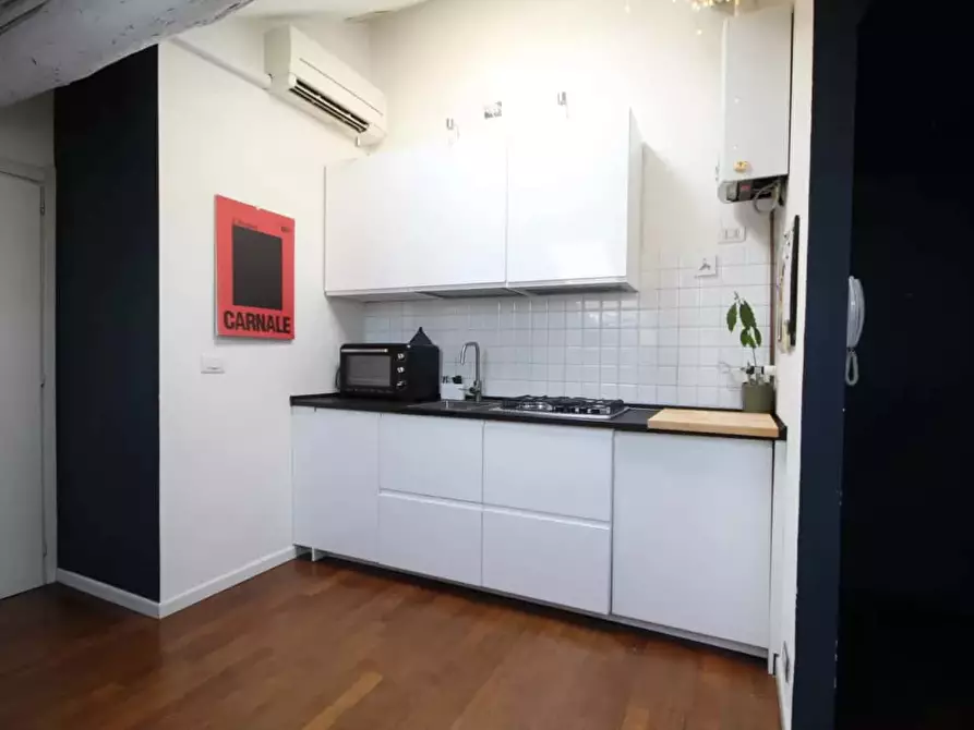Immagine 3 di Appartamento in affitto  in Via Lodovico Castelvetro18 a Milano