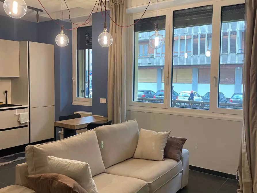 Immagine 1 di Appartamento in affitto  in Viale Elvezia12 a Milano