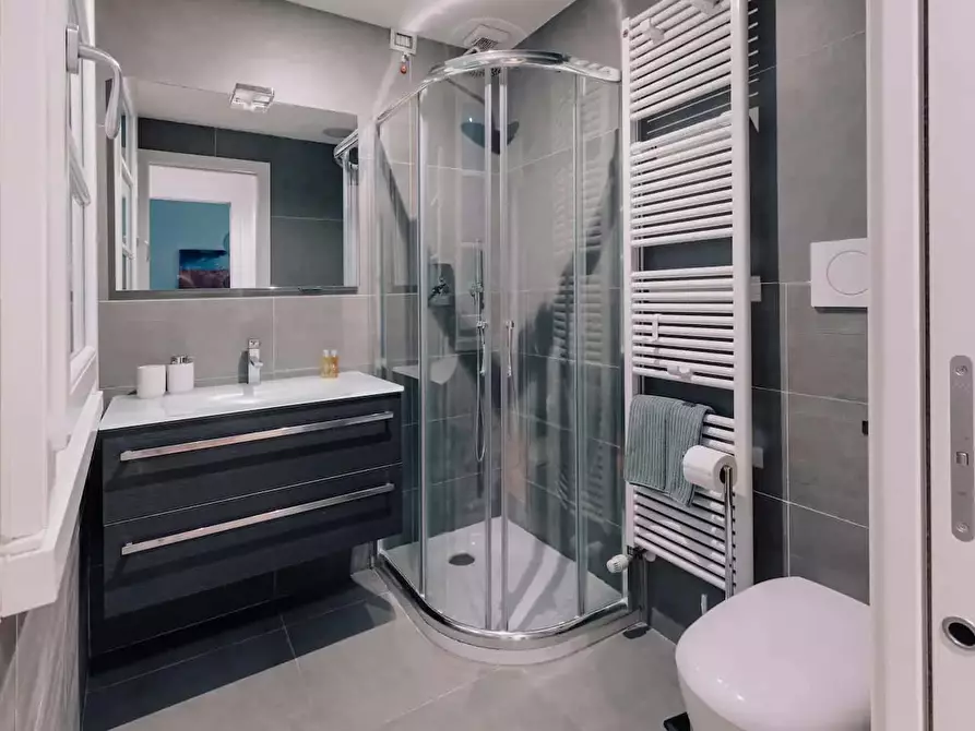 Immagine 11 di Appartamento in affitto  in Via Lazzaro Palazzi9 a Milano