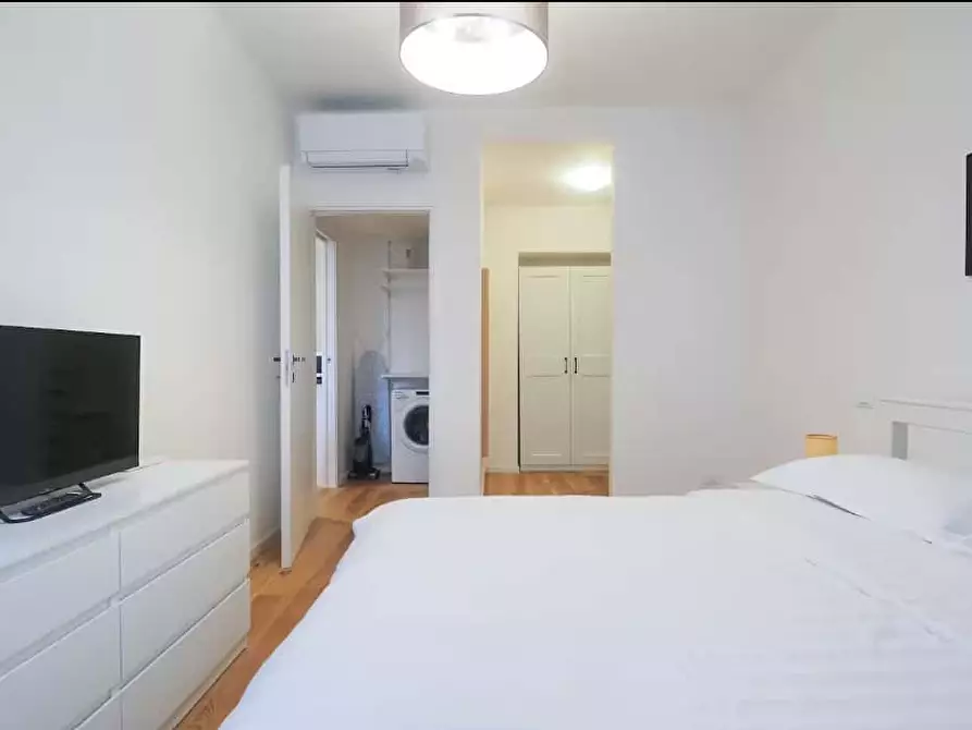 Immagine 6 di Appartamento in affitto  in Via Melzo16 a Milano