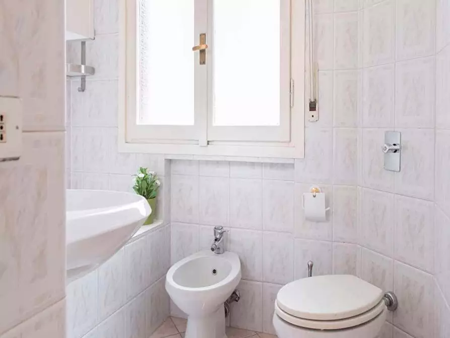 Immagine 19 di Camera in affitto  in Via Salvatore Barzilai6 a Milano