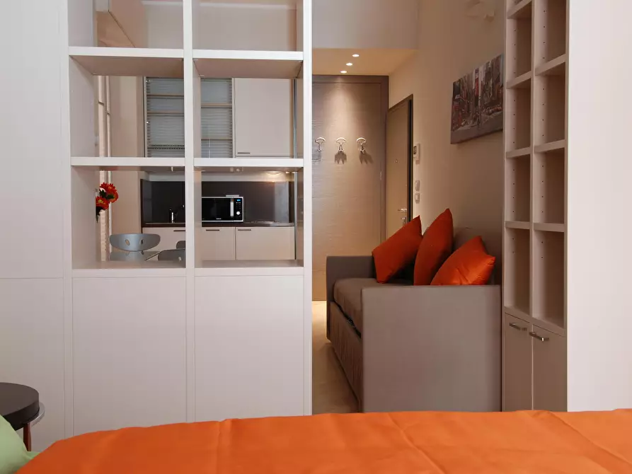 Immagine 11 di Appartamento in affitto  in Via Rizzoli18 a Bologna