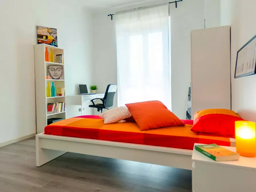 Immagine 5 di Camera in affitto  in Piazza Tancredi Galimberti25 a Torino