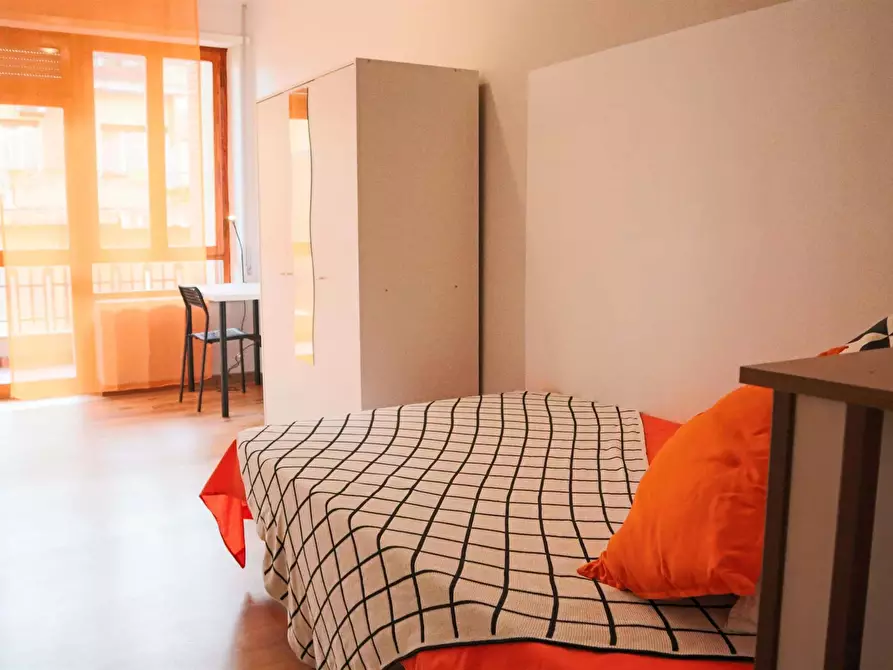 Immagine 1 di Camera in affitto  in Via Tigellio24 a Cagliari