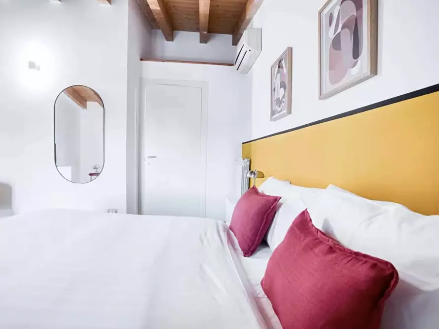 Immagine 8 di Appartamento in affitto  in Via Michelangelo Buonarroti9 a Milano