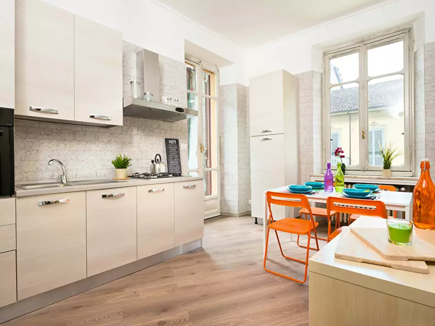 Immagine 15 di Camera in affitto  in Via San Paolo a Torino